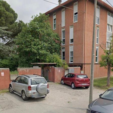 Iris Hosting Appartamenti Per Famiglie Favaro Veneto Luaran gambar