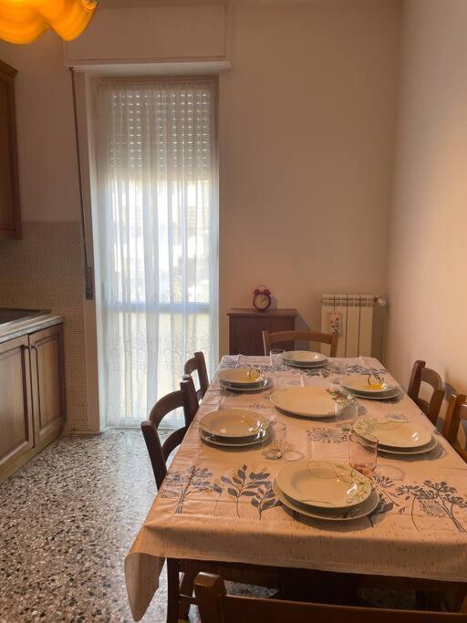 Iris Hosting Appartamenti Per Famiglie Favaro Veneto Luaran gambar
